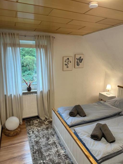 Gemuetliche Wohnung Naehe Alsfeld - Parkplatz Kültér fotó